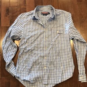 BOGO 50% off Vineyard vines button down
